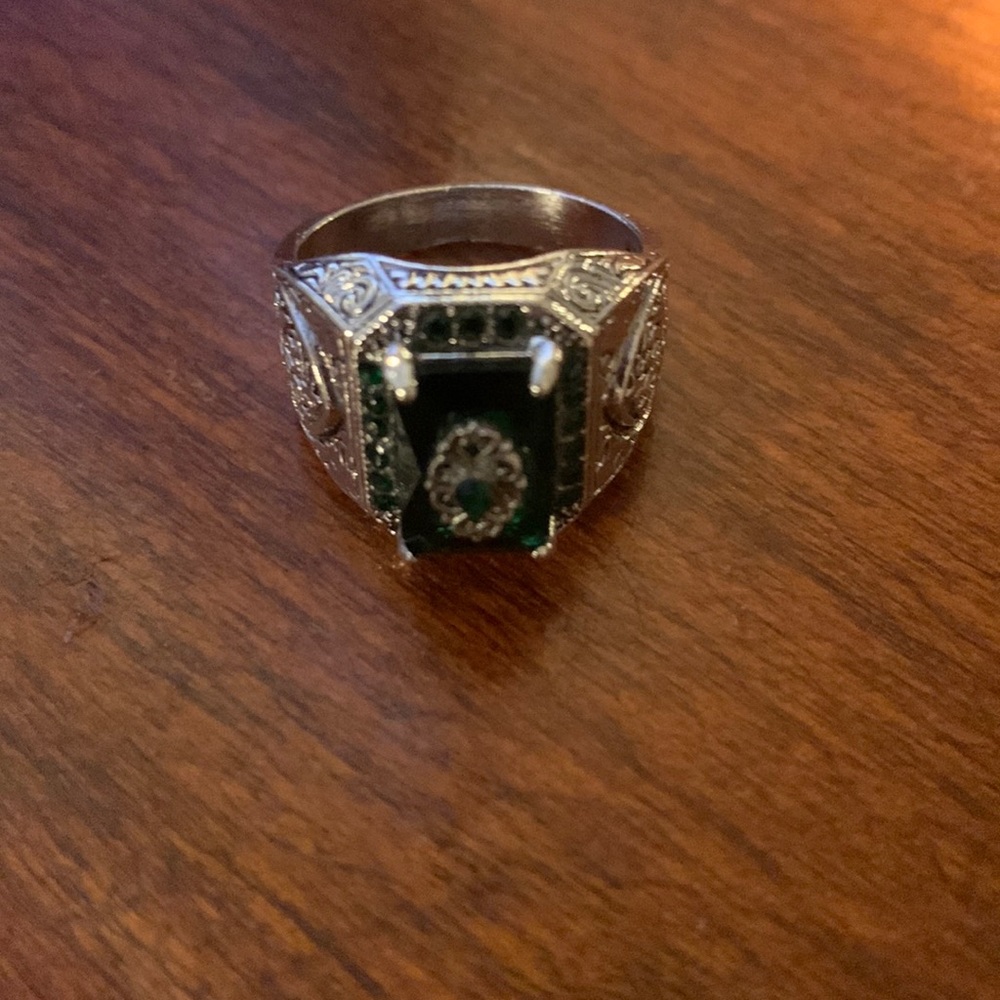 Turkish Style Emerald Green Stone Men’s Ring Size 10